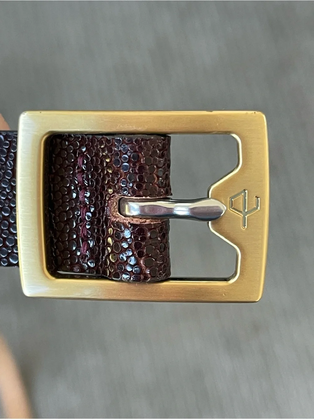 rag & bone Baby Boyfriend 2.0 Burgundy Textured Leather belt, two-tone buckle.